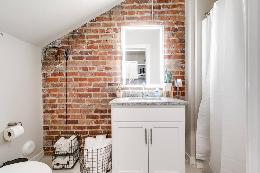 Cozy Chic Retreat In The Heart Of Rva Lejlighed Richmond Eksteriør billede